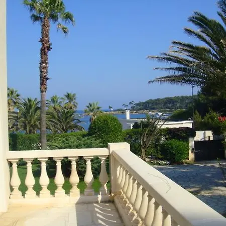 Villa De La Garoupe *