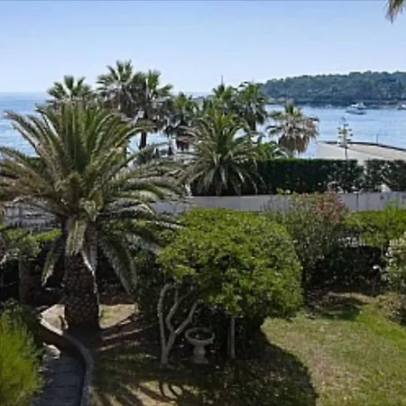 De La Garoupe Villa